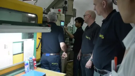 Custom Precision OEM Plastic Injection Molding Service Factory for Electronics Frame Enclosured